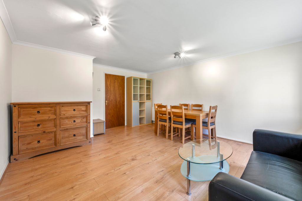 Property photo 2 of 10 Picture No. 18