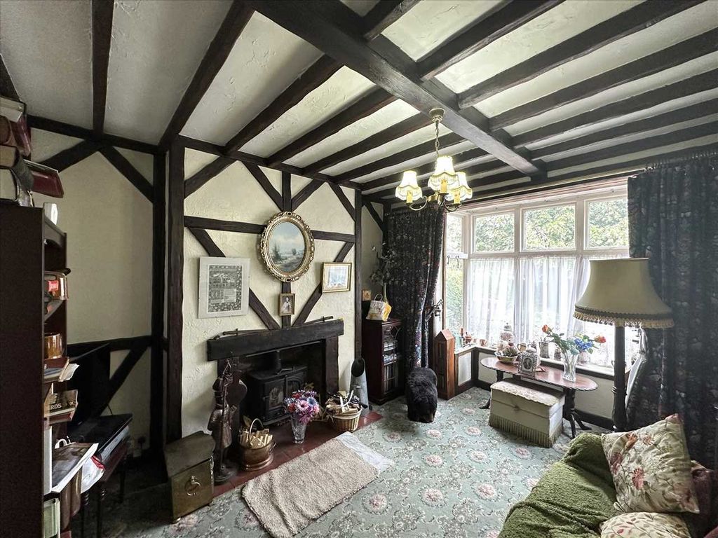 Property photo 3 of 18 Enclosed Outer Entrance: