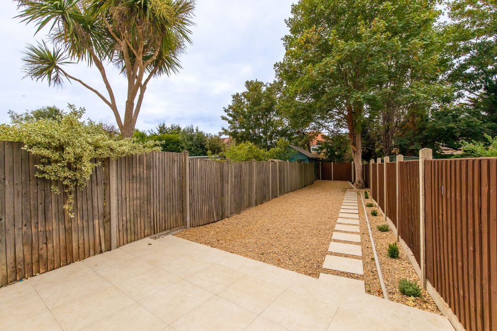 Property photo 3 of 13 Img_5293