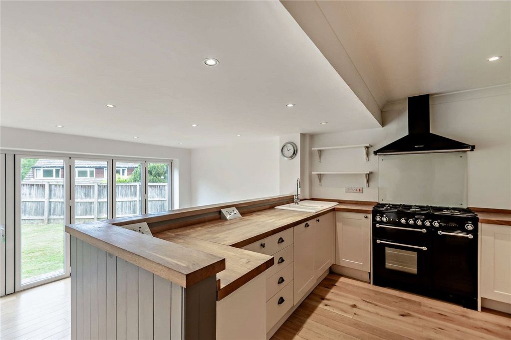 Property photo 2 of 15 Picture No. 08