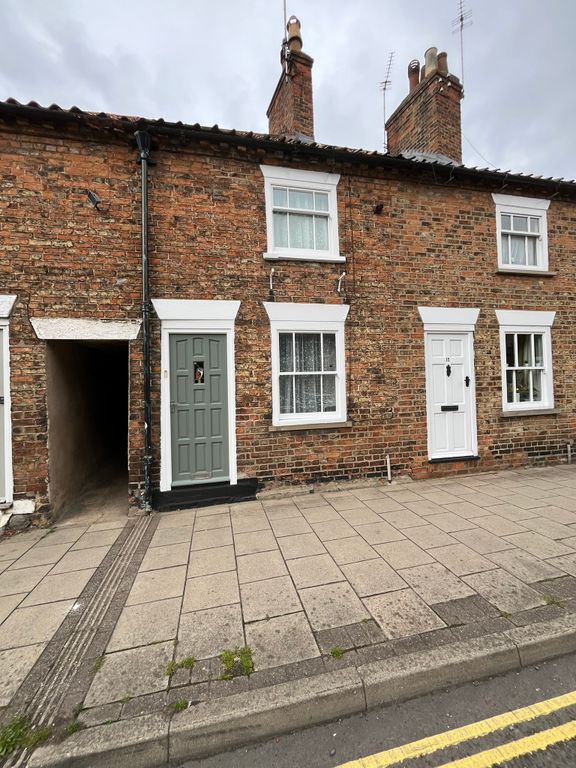 Property photo 2 of 23