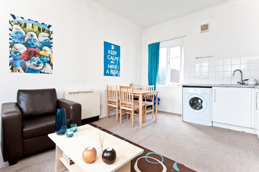 Property photo 1 of 3