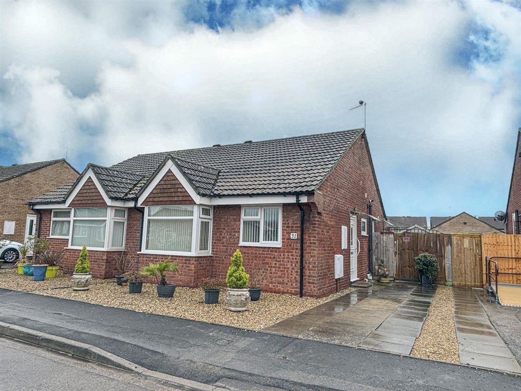 Property photo 1 of 13 Front