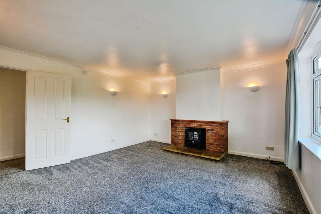 Property photo 3 of 23