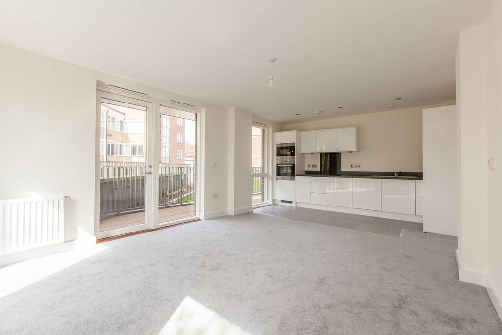 Property photo 1 of 26