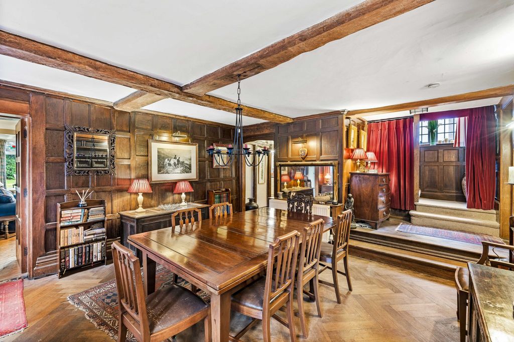 Additional image 9 of 5 bed property for saleShip Street, East Grinstead RH19