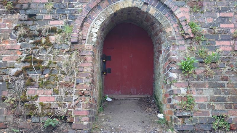 Property photo 2 of 6 Photo 5