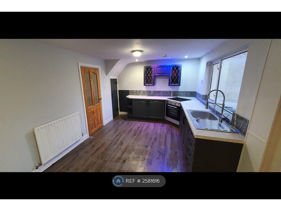 Property photo 2 of 19 Kitchen/Diner