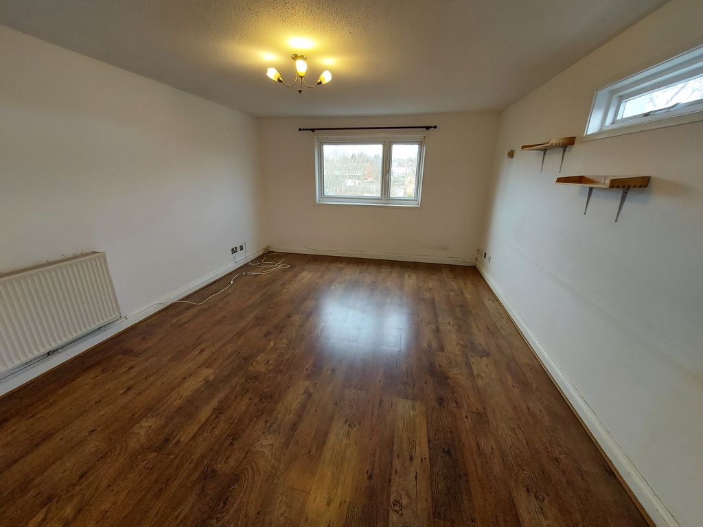 Property photo 2 of 6 Living Room