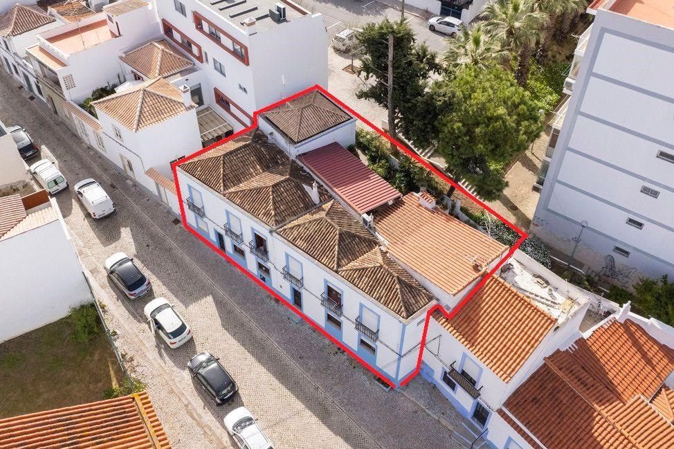 Property photo 2 of 36