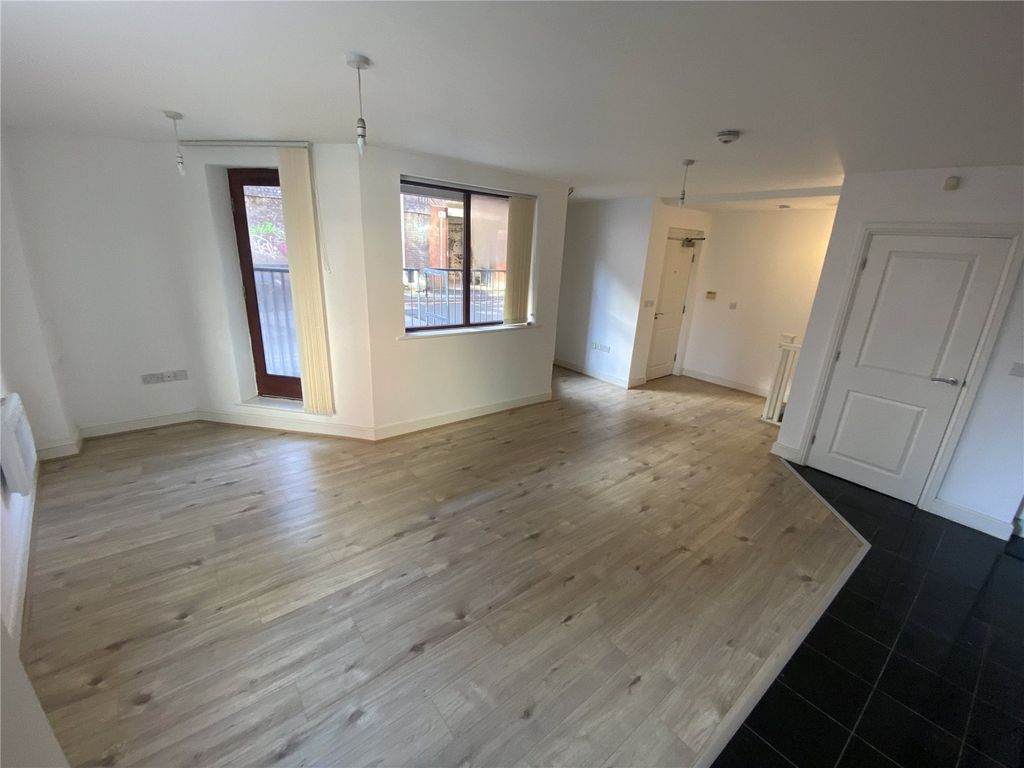 Property photo 2 of 10 Picture No. 07