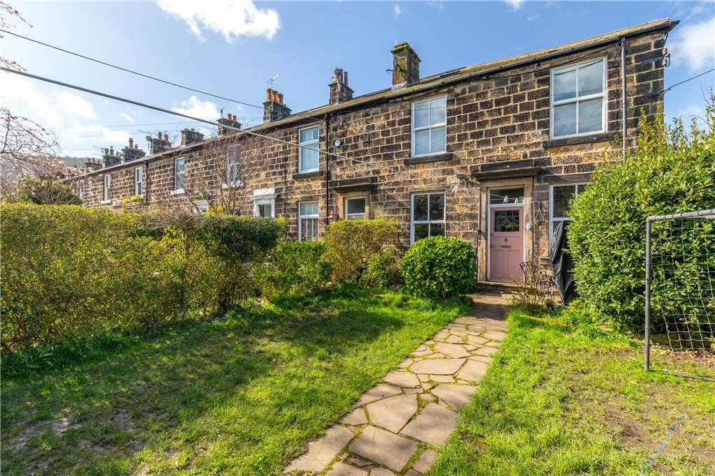 Property photo 3 of 19 External