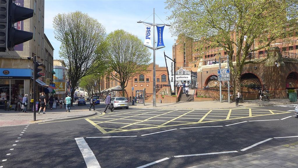 Property photo 2 of 5