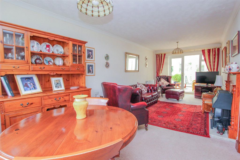 Property photo 3 of 20 Picture No. 98