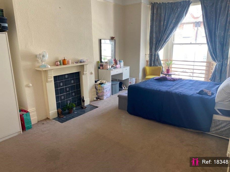 Property photo 3 of 21