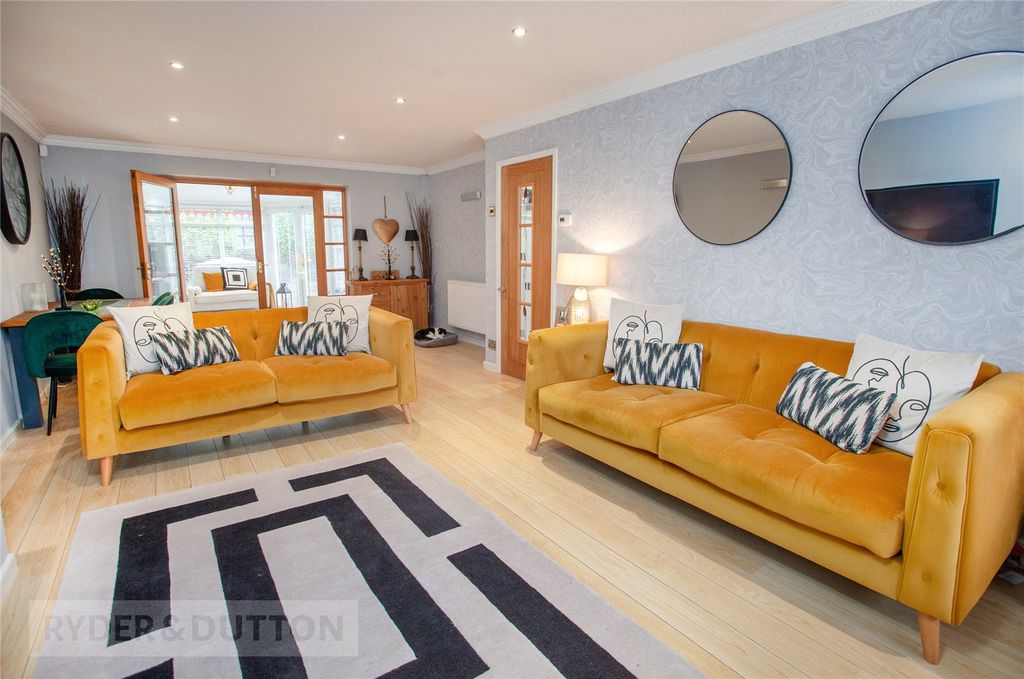 Property photo 3 of 38 Picture No. 07