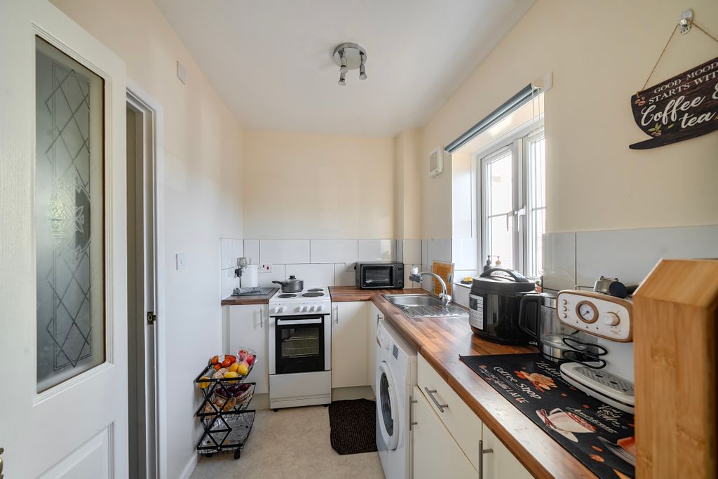 Property photo 2 of 9 1383659669204A990c1Bf