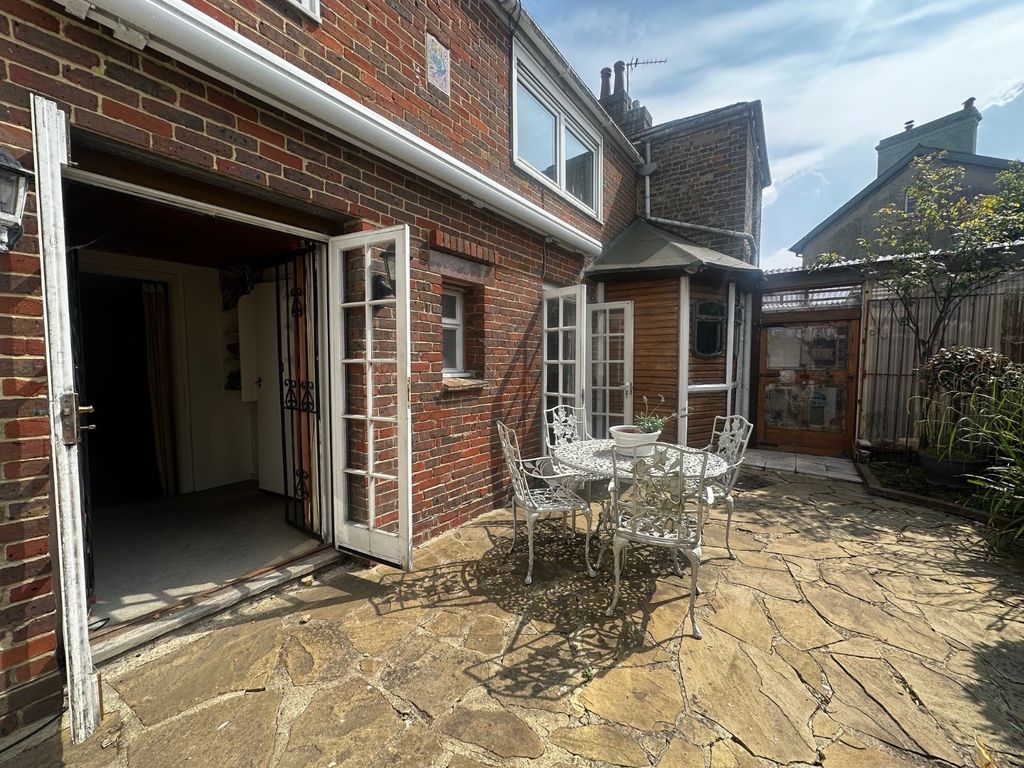 Property photo 3 of 16 Picture No. 34