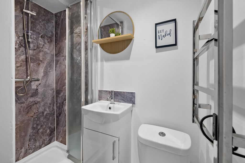 Property photo 2 of 4 0013