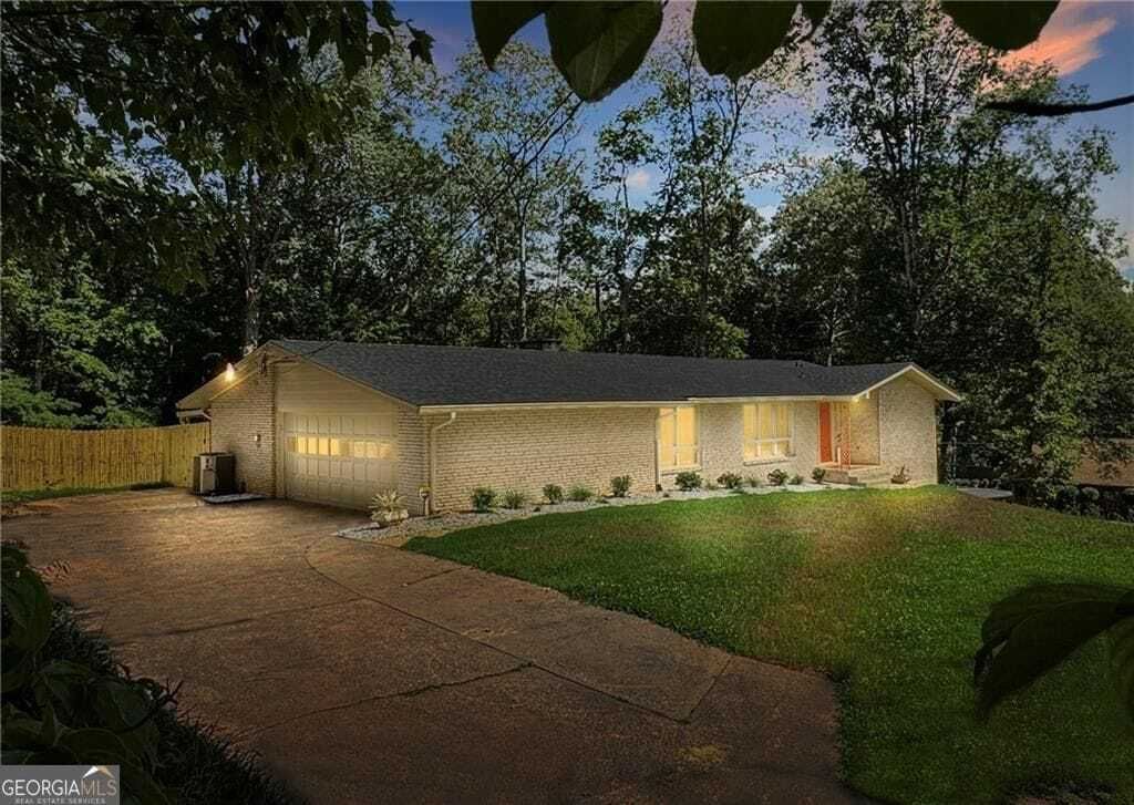 Property photo 1 of 28