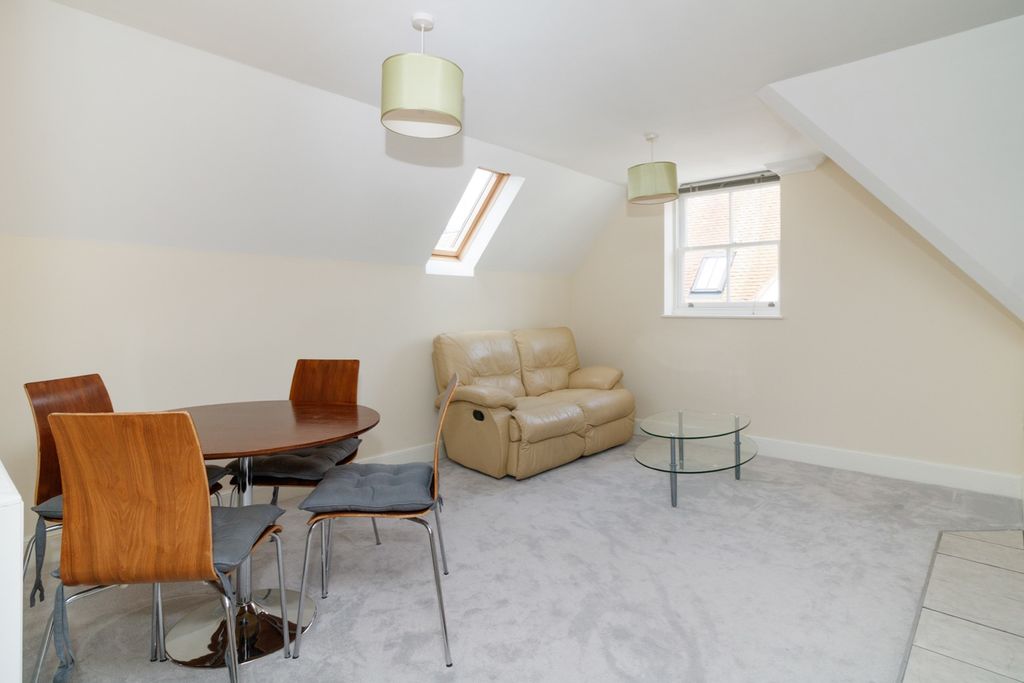 Property photo 2 of 6 1062904