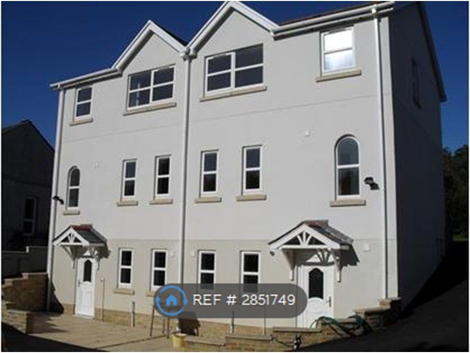 Property photo 2 of 2