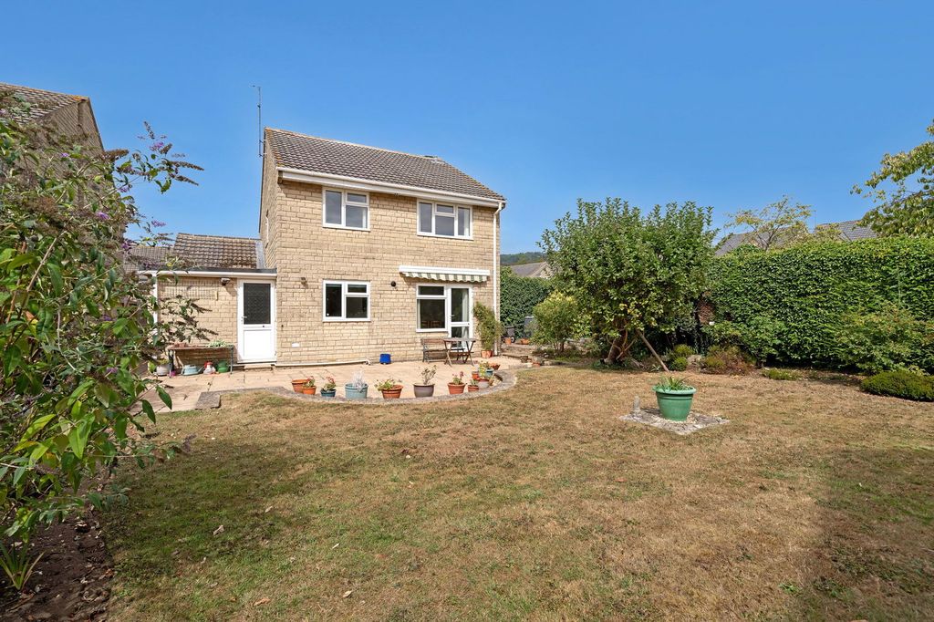 Property photo 3 of 16
