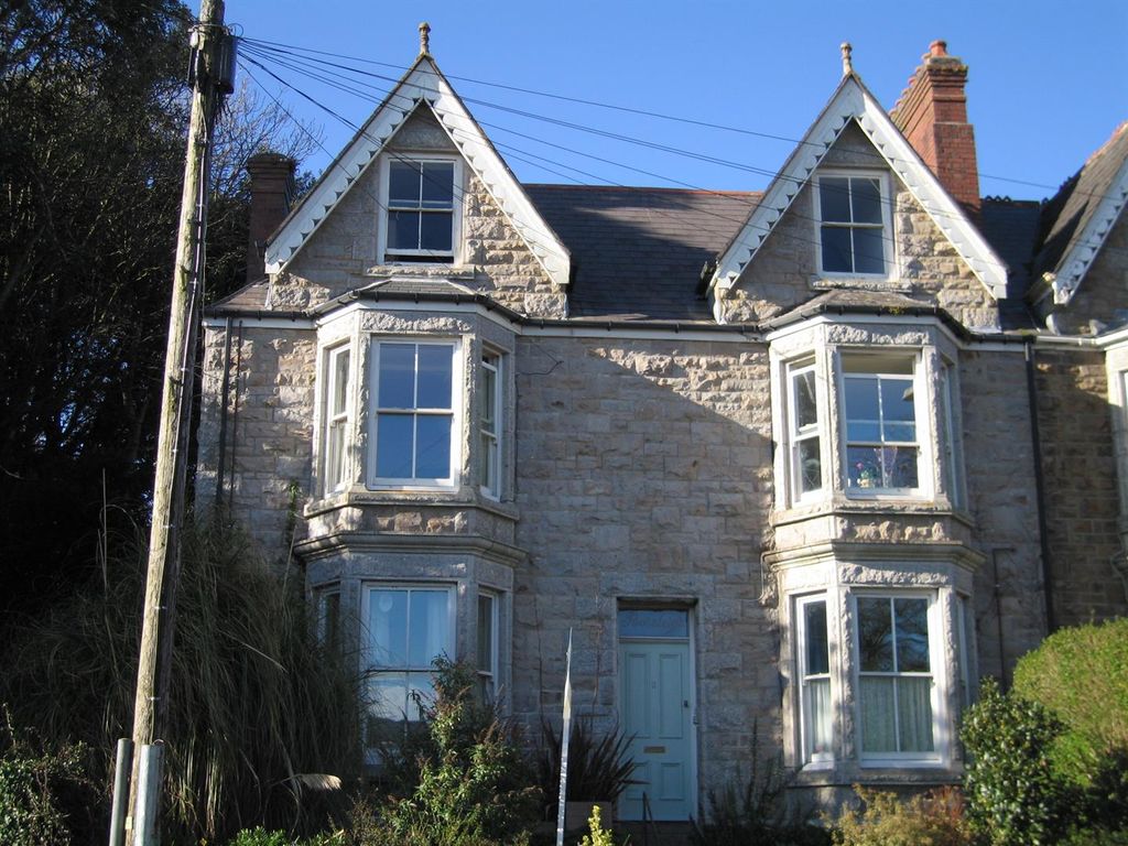Property photo 1 of 9 Front Aspect