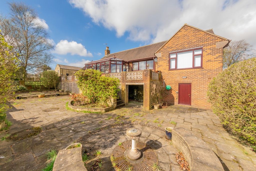 Property photo 1 of 35