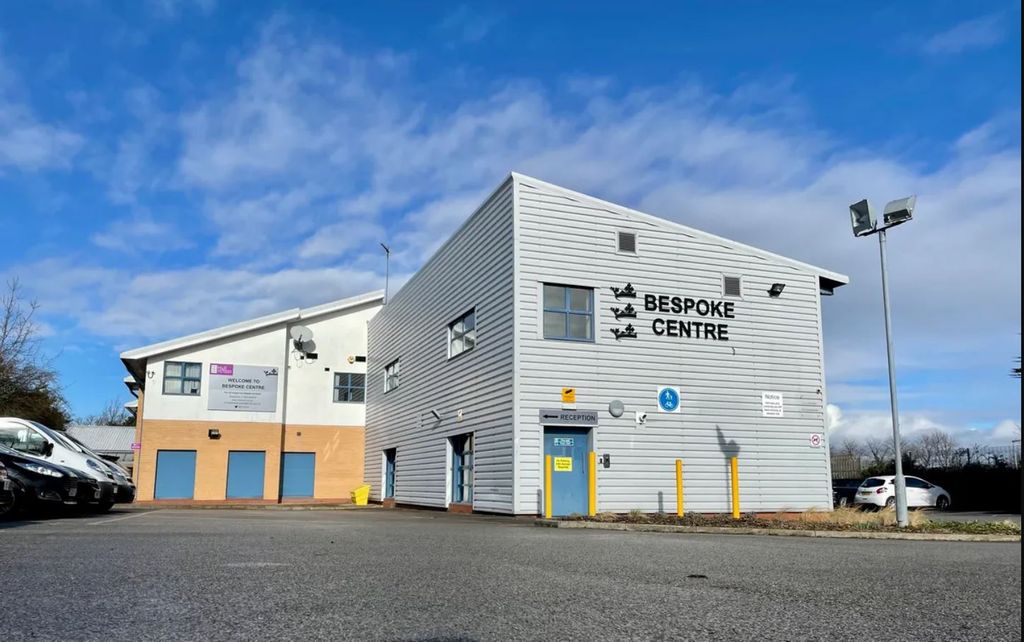 Property photo 3 of 4