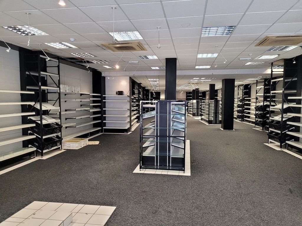 Property photo 3 of 4