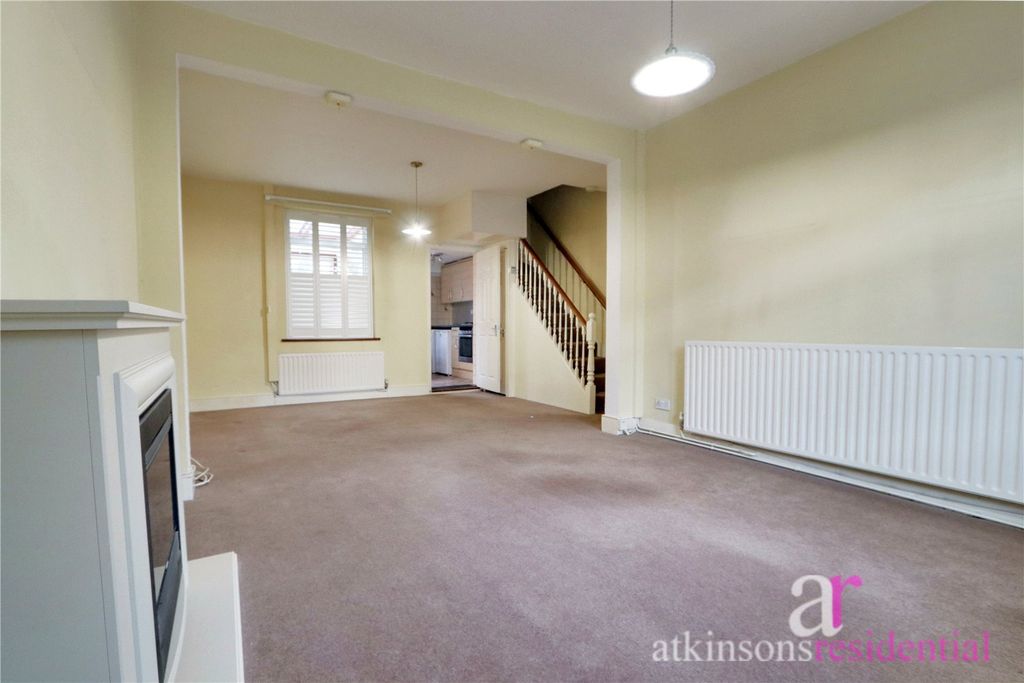 Property photo 2 of 17 Picture No. 11