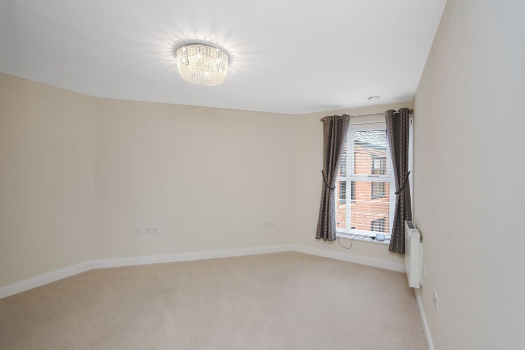 Property photo 3 of 7