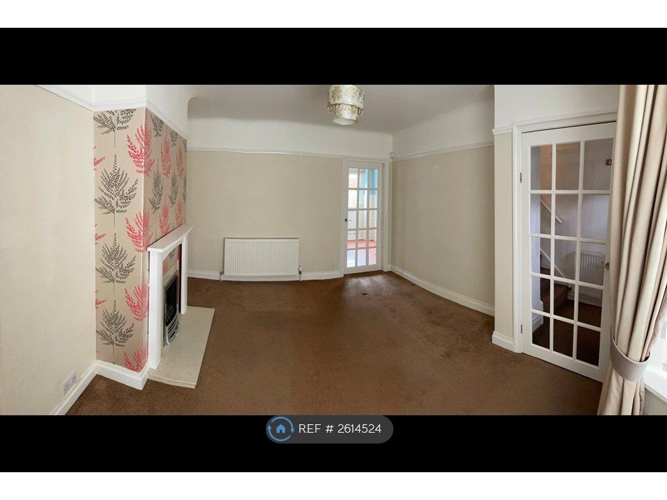 Property photo 2 of 13 Main Lounge