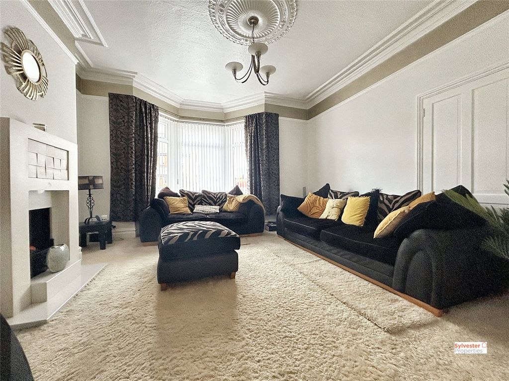 Property photo 3 of 24 Picture No. 23