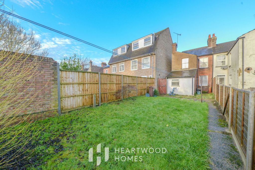 Property photo 1 of 14