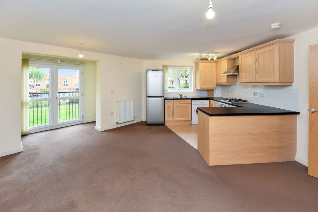 Property photo 2 of 5