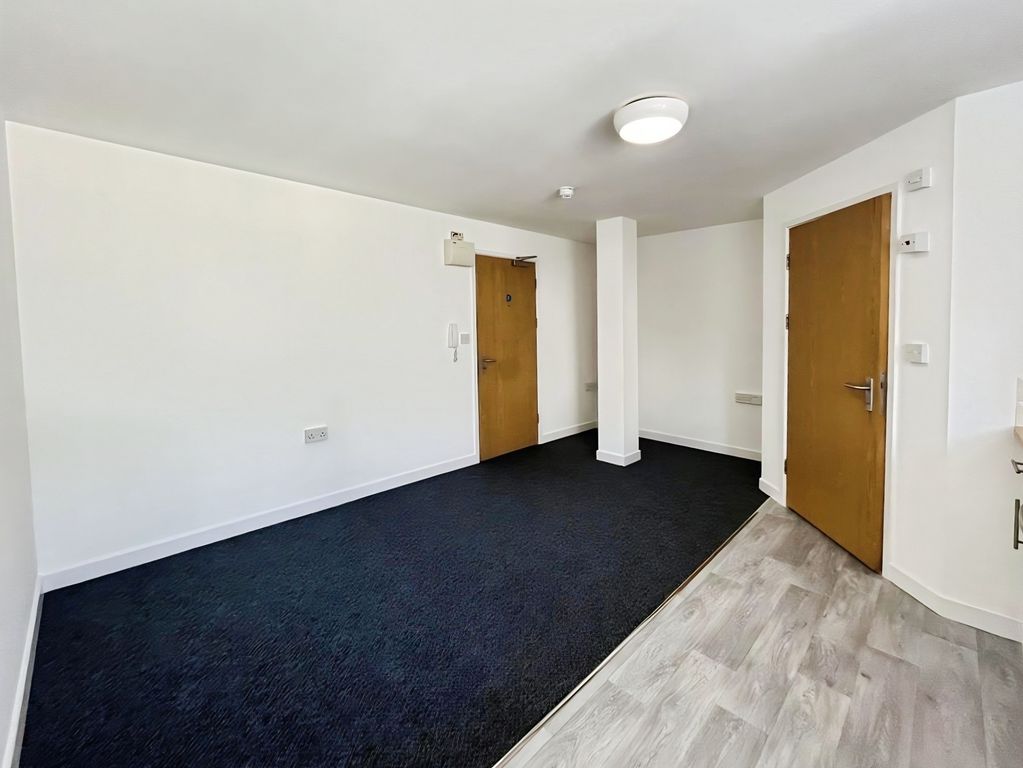 Property photo 3 of 5