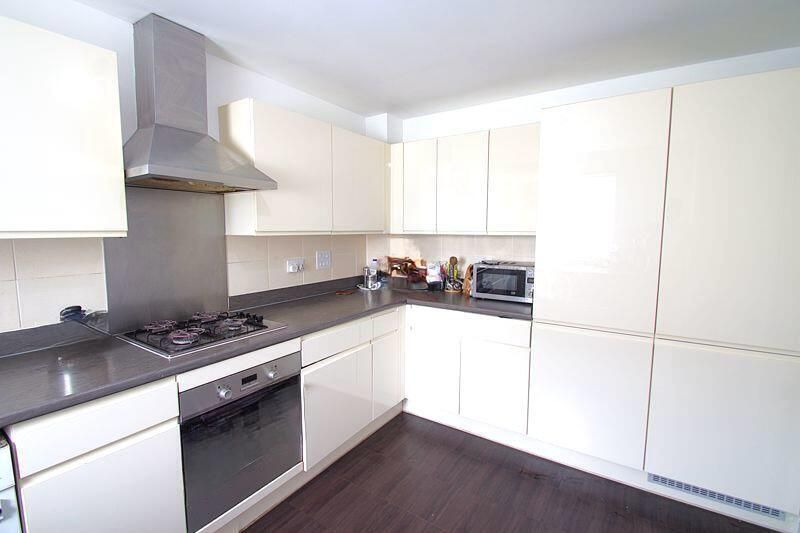 Property photo 3 of 12 Kitchen