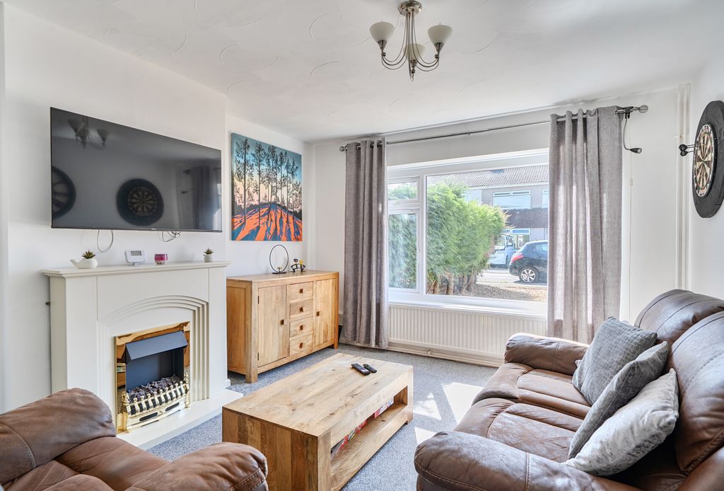 Property photo 2 of 15 1466781-9-6A19c99...