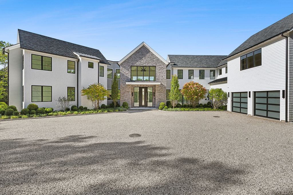 Property photo 1 of 58