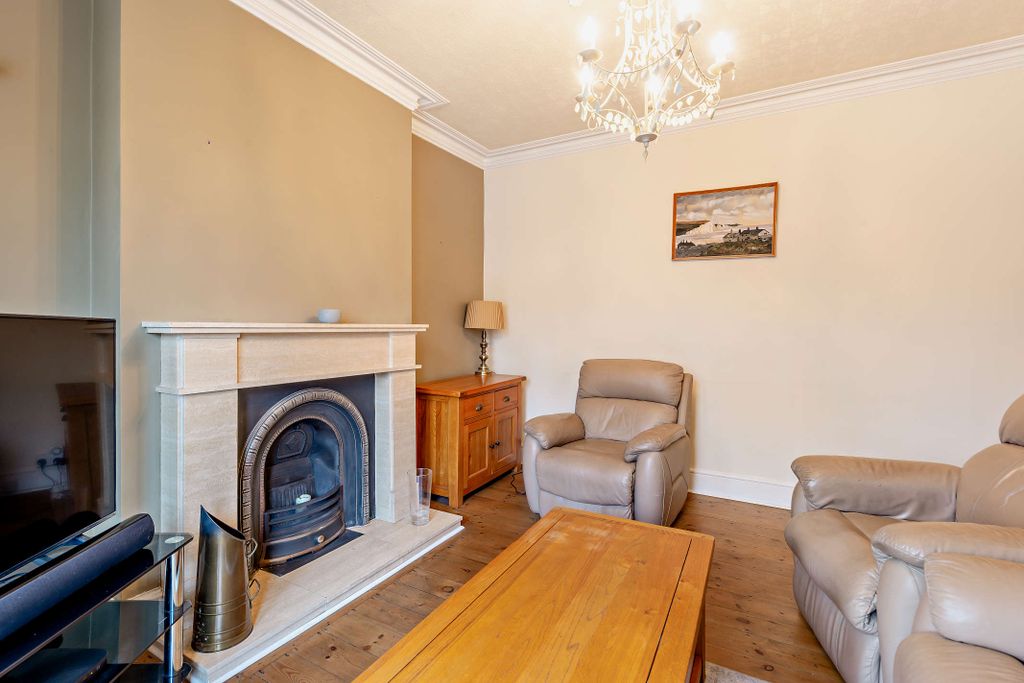 Property photo 2 of 24