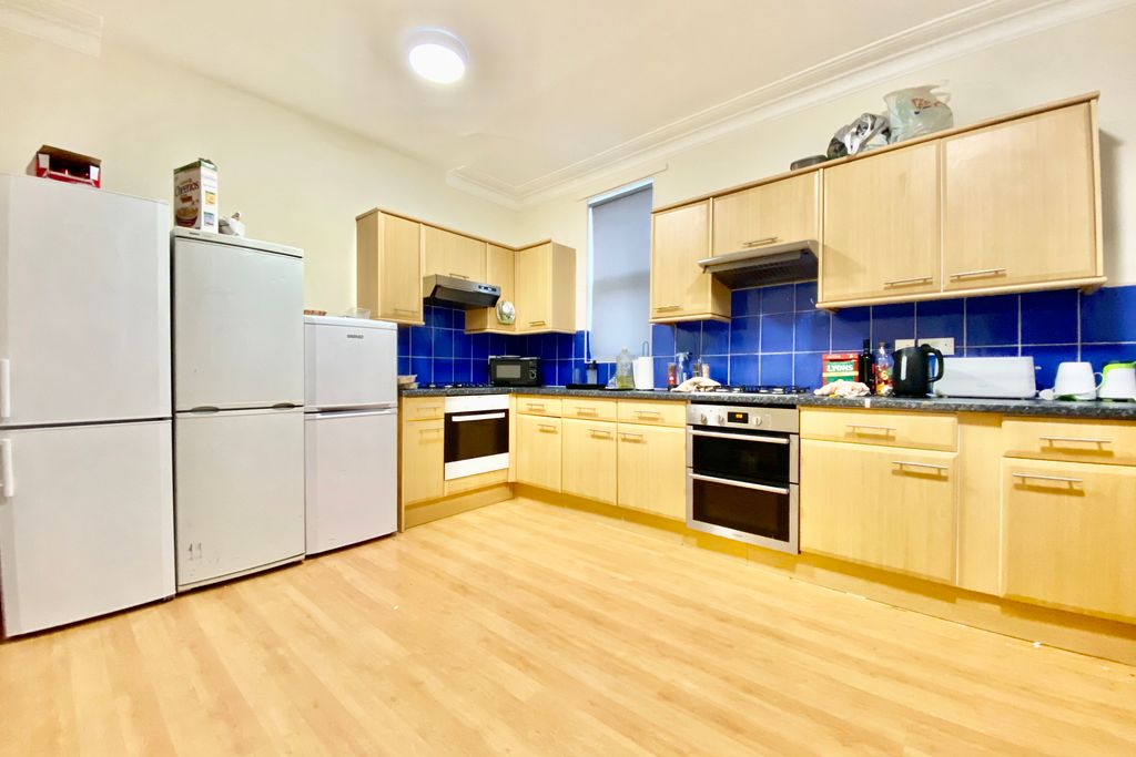 Property photo 1 of 6 Photo 01