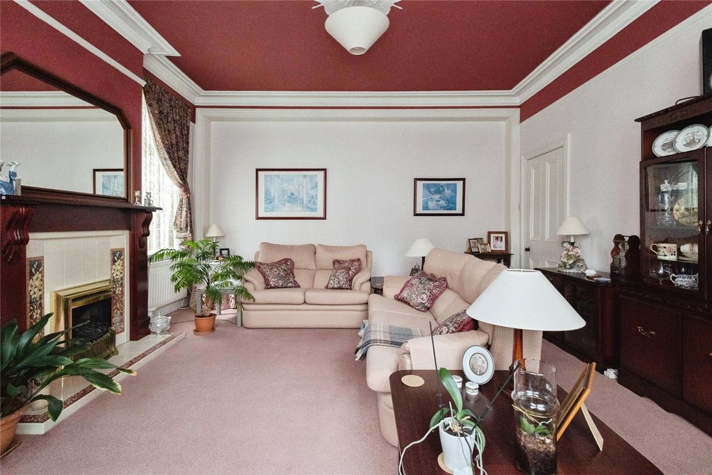 Property photo 3 of 25 Picture No. 17
