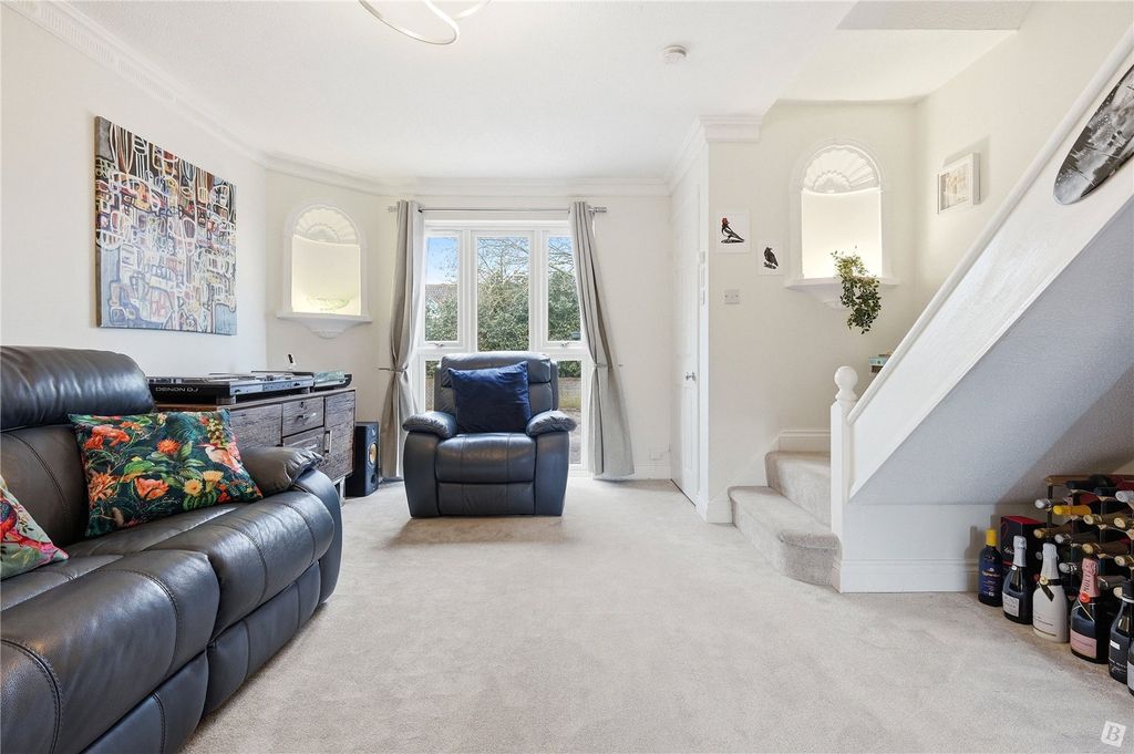 Property photo 3 of 15 Living Room