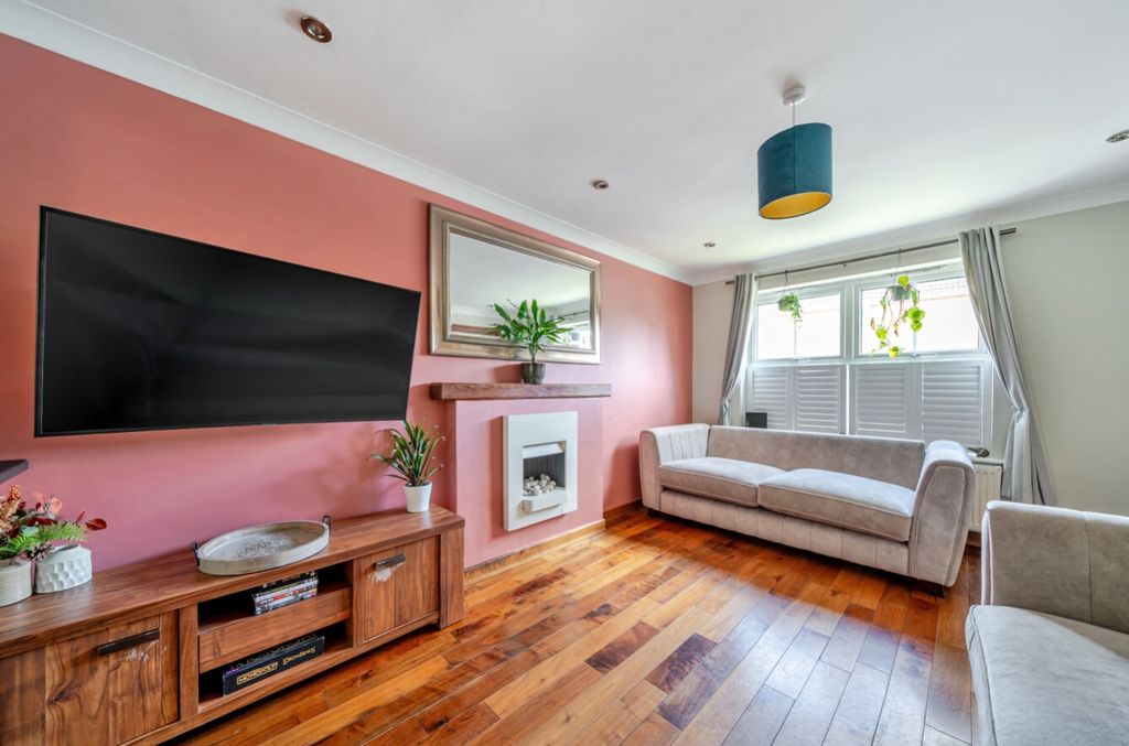 Property photo 2 of 21 1453671-11-6A04F78643274