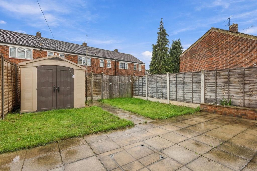 Property photo 2 of 21 Rear Garden