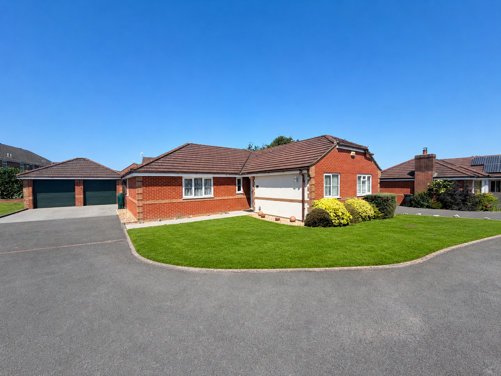Property photo 1 of 11 Front (Exterior)