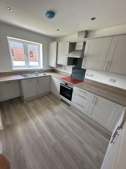 Property photo 3 of 4 Kitchen