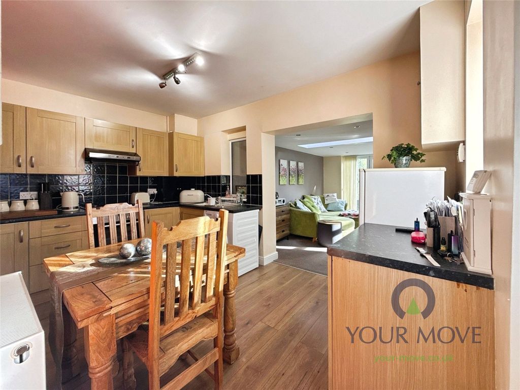 Property photo 3 of 14 Picture No. 01